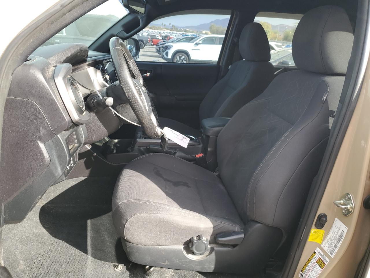 2016 Toyota Tacoma Double Cab VIN: 5TFAZ5CN2GX009802 Lot: 92104105