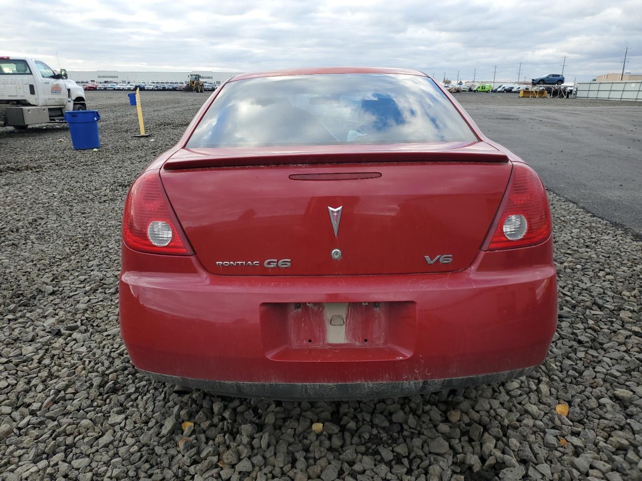 2007 Pontiac G6 Base VIN: 1G2ZG58N074227616 Lot: 92757125