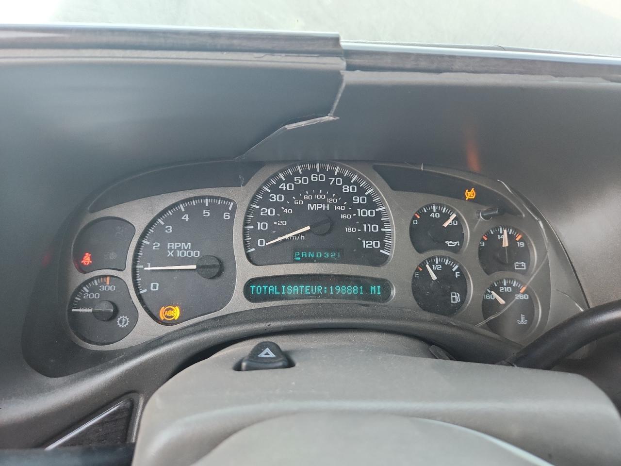 2004 GMC Yukon Denali VIN: 1GKEK63U24J155574 Lot: 92250985