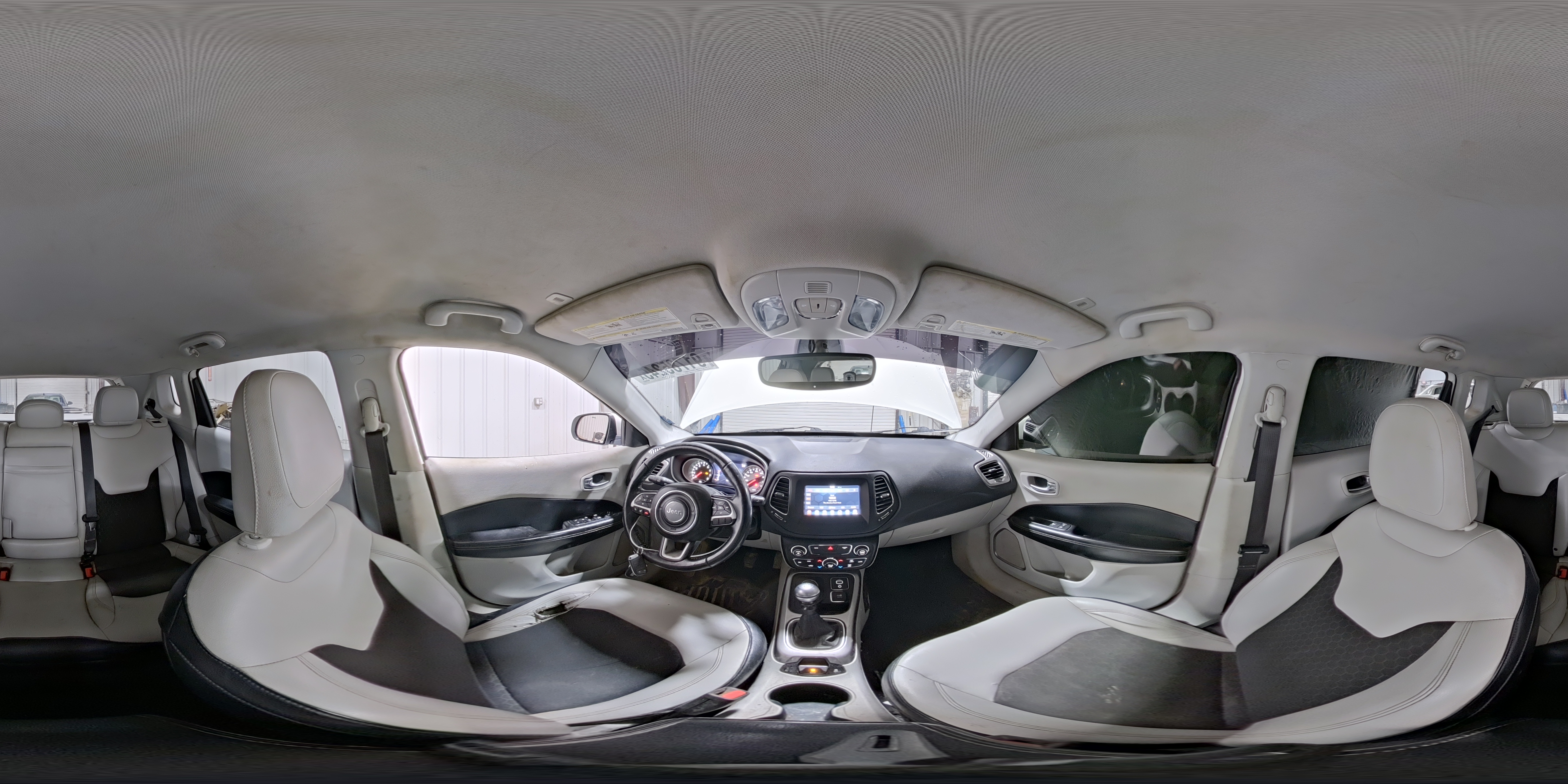 2018 Jeep Compass Latitude VIN: 3C4NJDBB2JT113493 Lot: 91785245