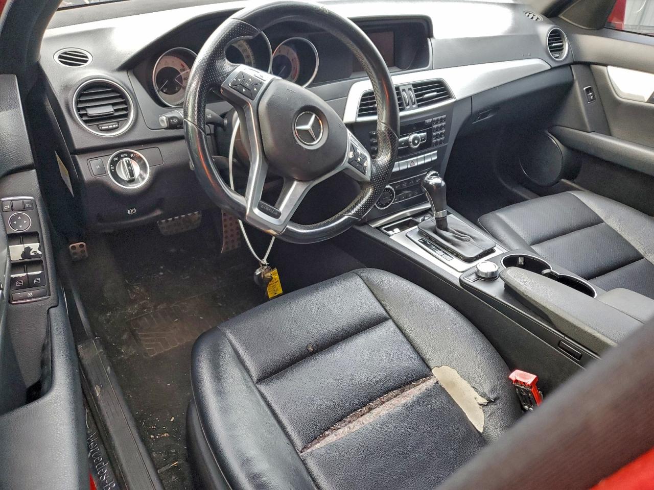 2014 Mercedes-Benz C 250 VIN: WDDGF4HB5ER303410 Lot: 94220365