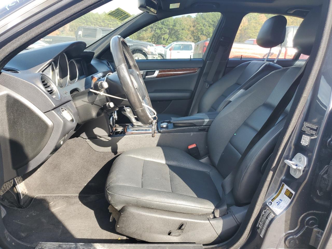 2014 Mercedes-Benz C 250 VIN: WDDGF4HB3EA945834 Lot: 93327455