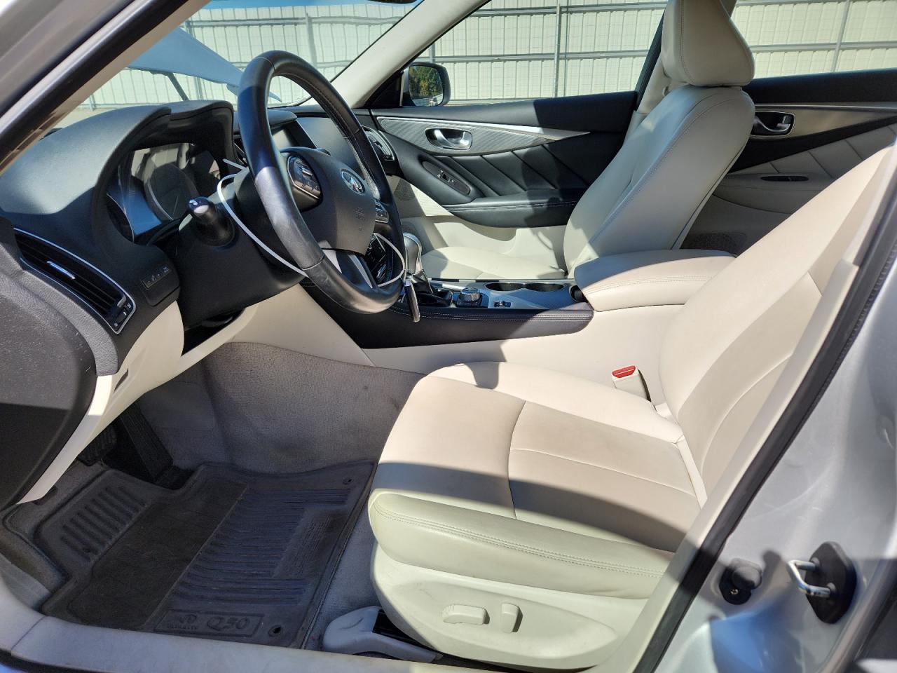 2015 Infiniti Q50 Base VIN: JN1BV7AP1FM334024 Lot: 91392035