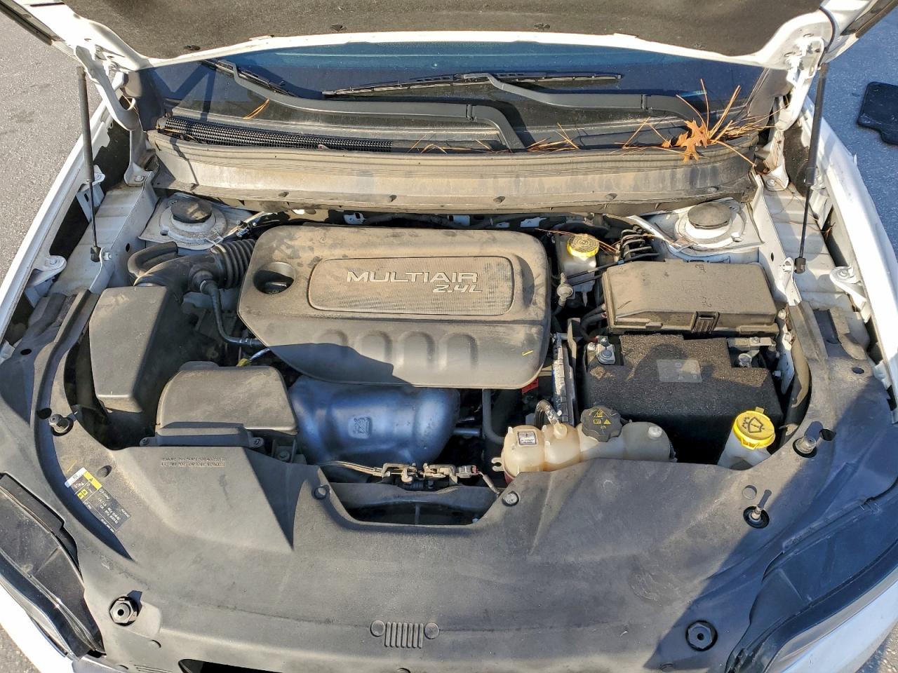 2019 Jeep Cherokee Latitude Plus VIN: 1C4PJLLB4KD202362 Lot: 94079925