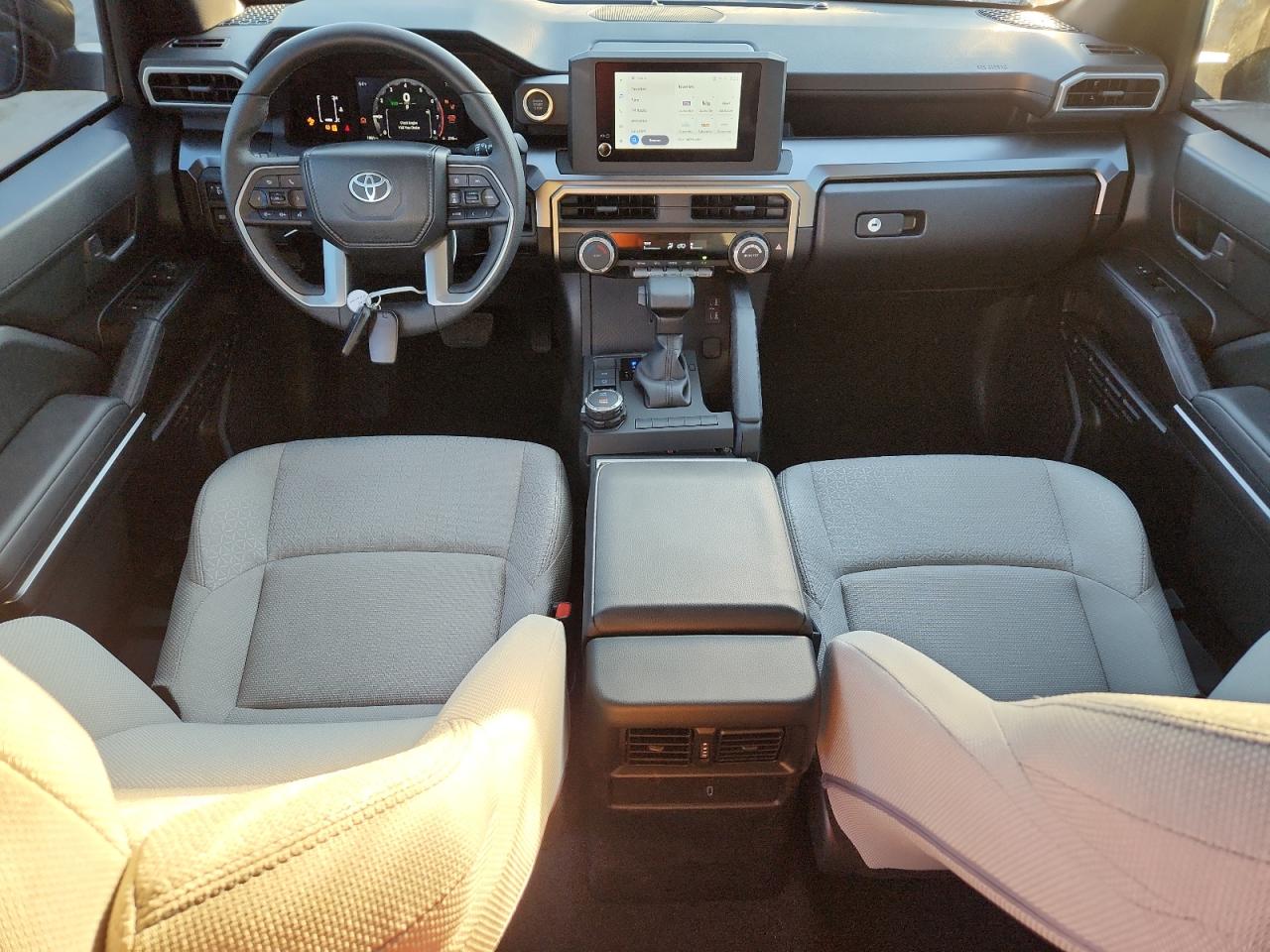 Фото: JTEVA5BR8S5031882