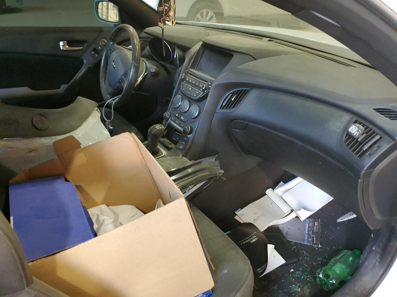 2015 Hyundai Genesis Coupe 3.8L VIN: KMHHU6KJ7FU127650 Lot: 81464295