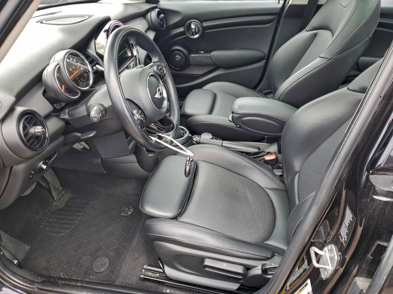 2017 Mini Cooper VIN: WMWXU1C30H2F77352 Lot: 94427565