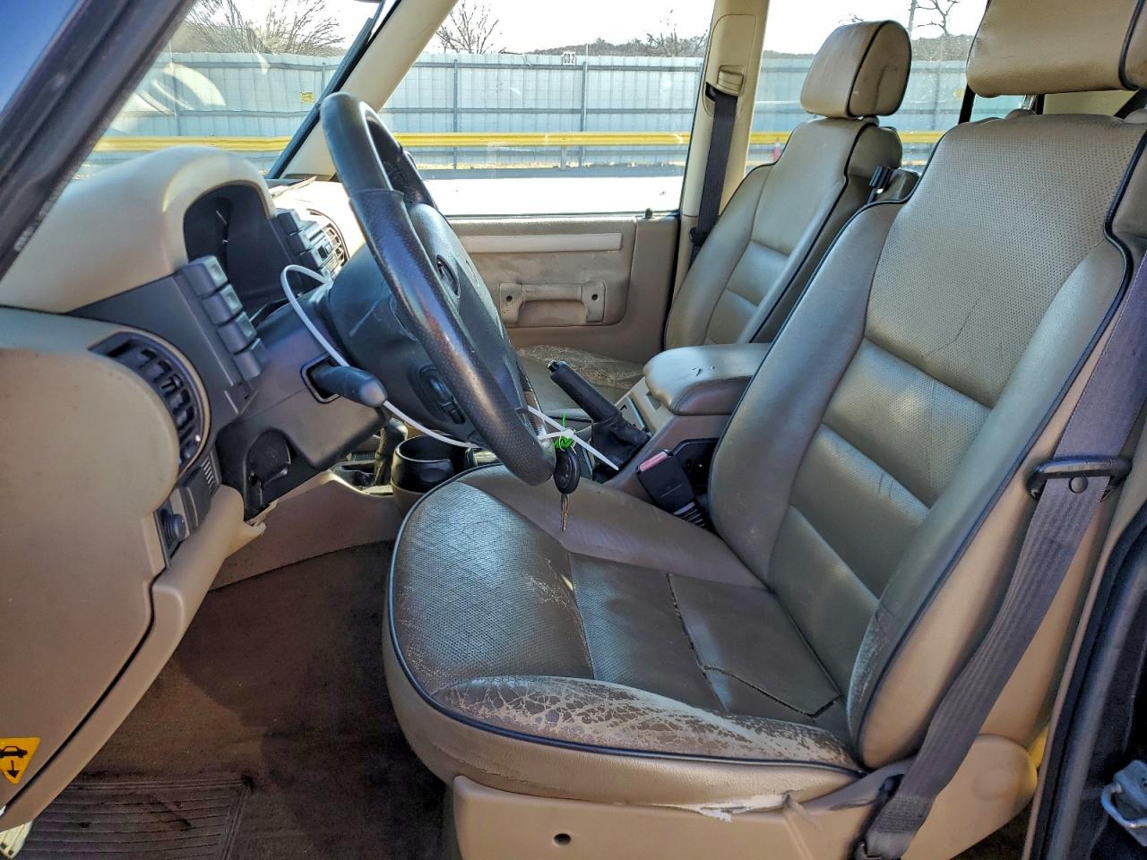 2000 Land Rover Discovery Ii VIN: SALTY1246YA238204 Lot: 94652085