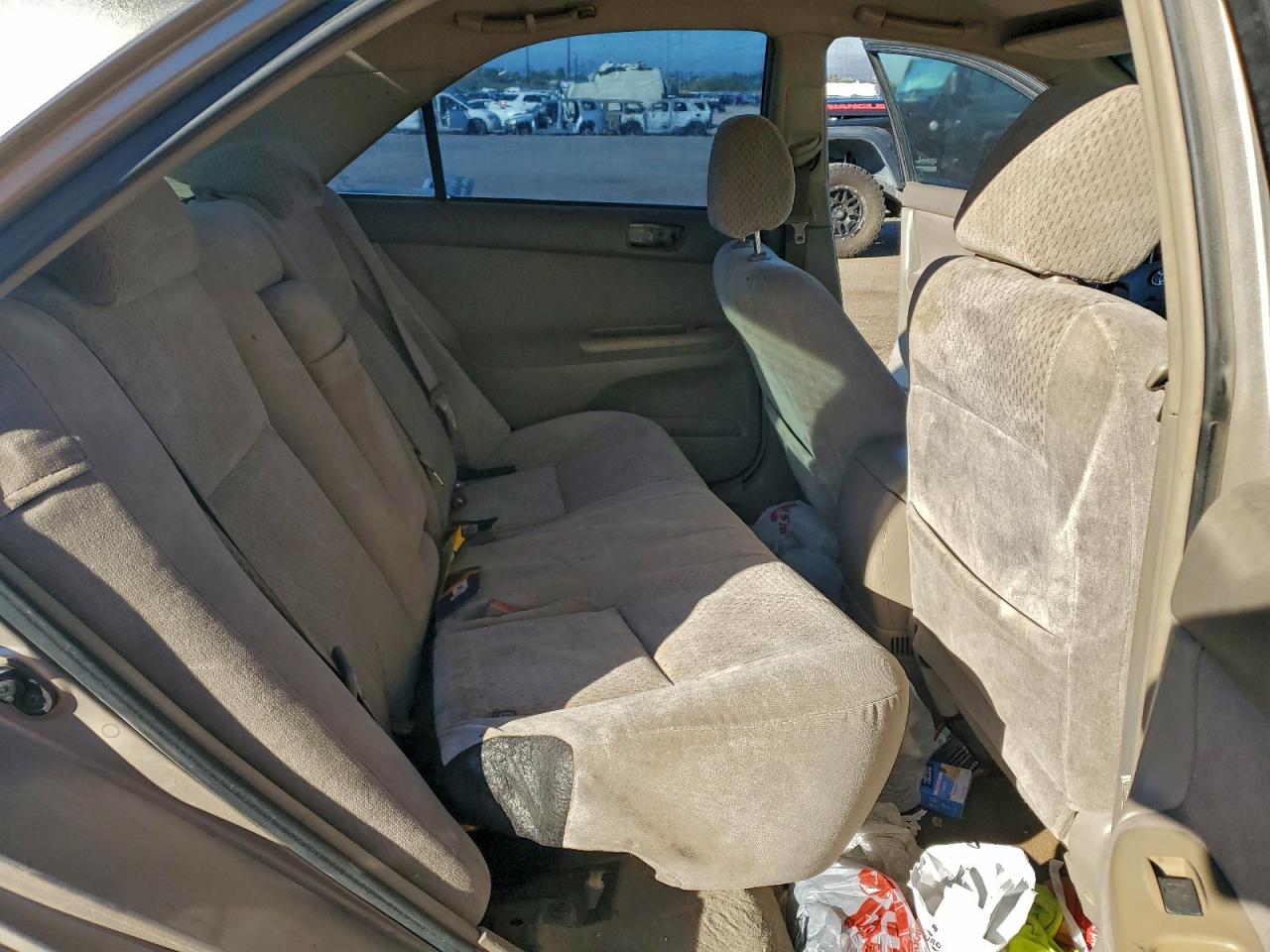 2003 Toyota Camry Le VIN: 4T1BE32K53U192308 Lot: 94190525