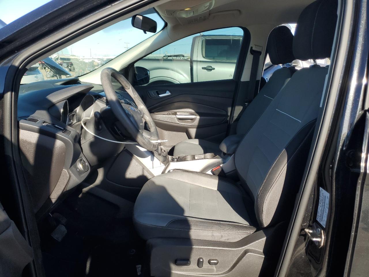 2015 Ford Escape Se VIN: 1FMCU9GX0FUB72700 Lot: 93203395