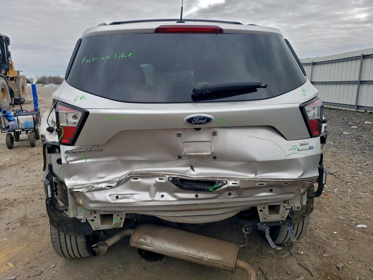 2017 Ford Escape Se VIN: 1FMCU9G98HUC17161 Lot: 94341175