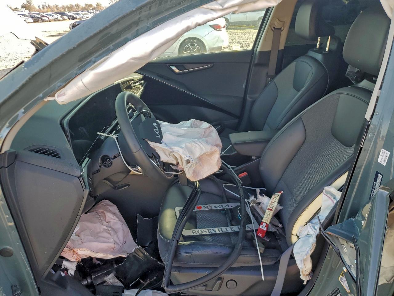 2025 Kia Niro Ex VIN: KNDCR3LE0S5215881 Lot: 93885955