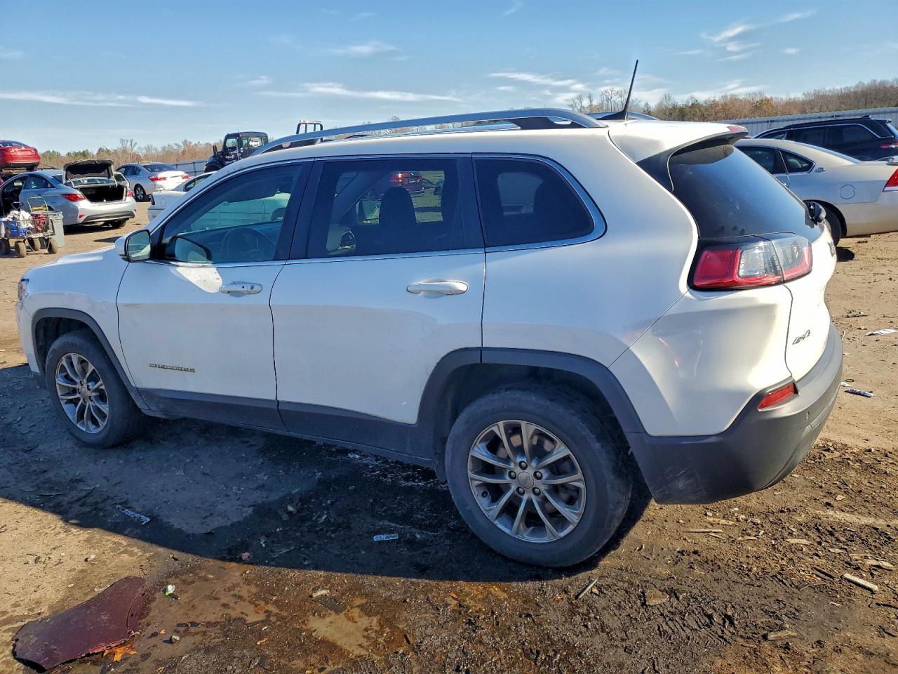 2019 Jeep Cherokee Latitude Plus VIN: 1C4PJMLBXKD288265 Lot: 93390295