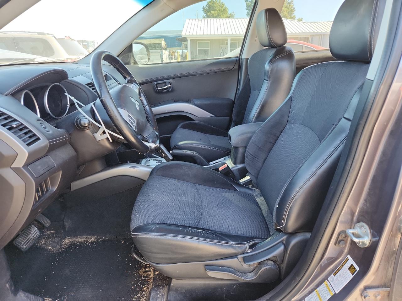 2010 Mitsubishi Outlander Xls VIN: JA4JT4AX9AZ002819 Lot: 92052855