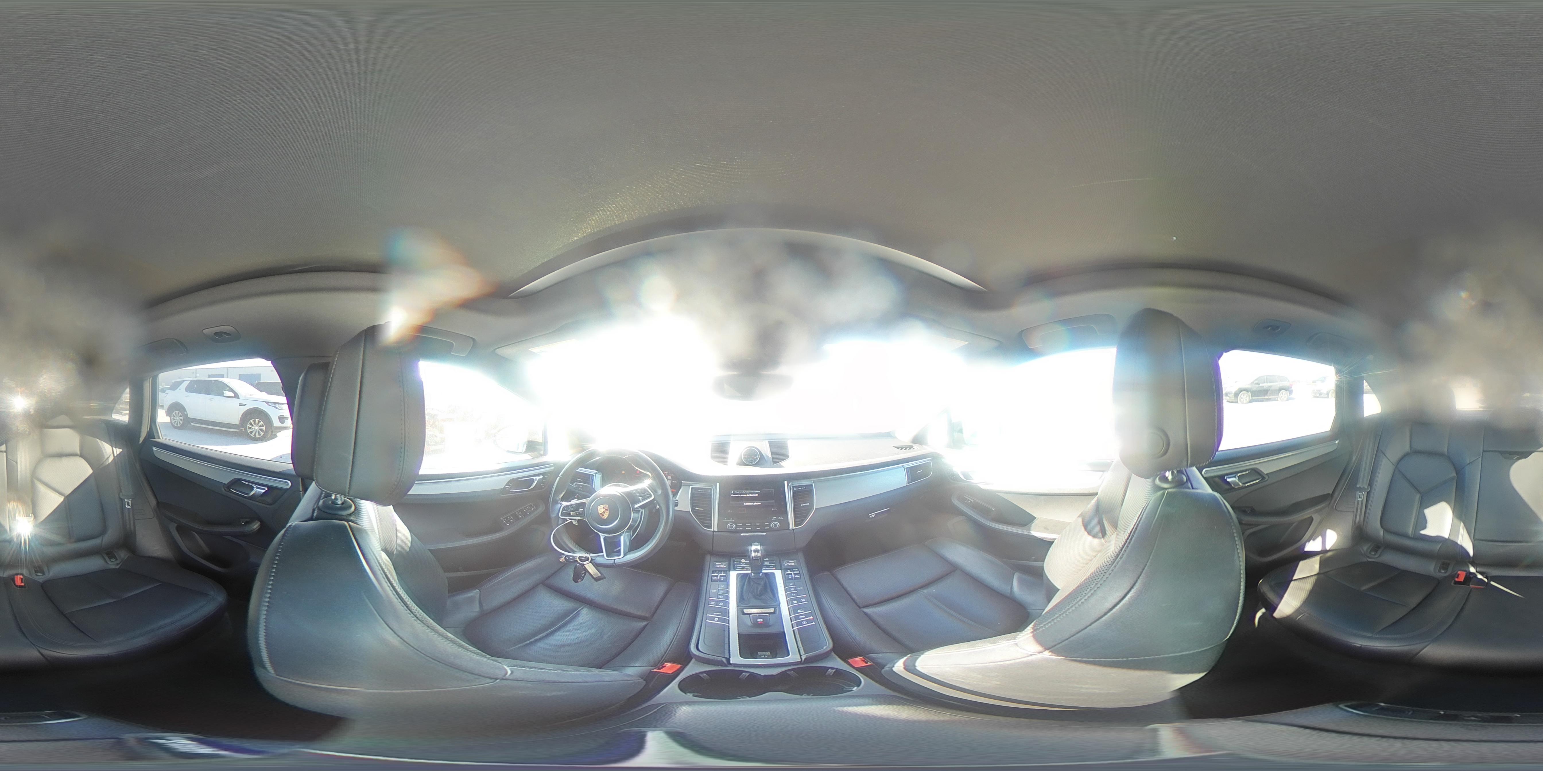 2018 Porsche Macan VIN: WP1AA2A55JLB05901 Lot: 92132345