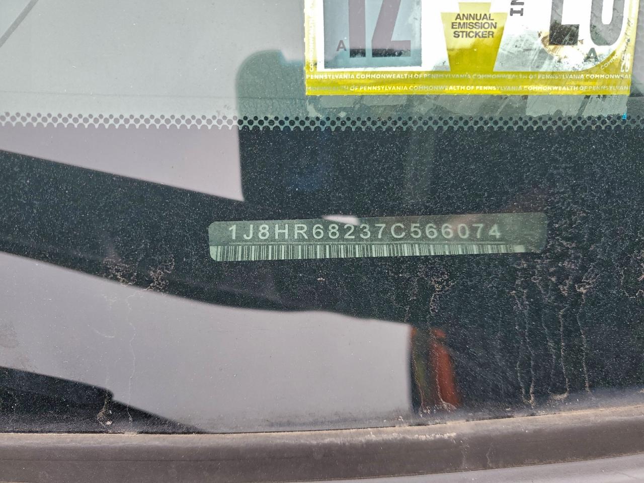 2007 Jeep Grand Cherokee Overland VIN: 1J8HR68237C566074 Lot: 94144695