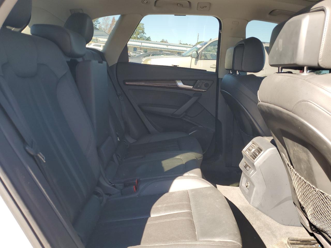 2018 Audi Q5 Premium Plus VIN: WA1BNAFY2J2048239 Lot: 90118015