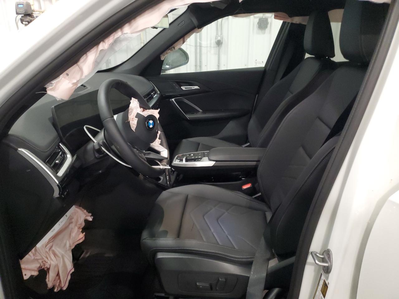 Фото: WBX73EF06T5407566