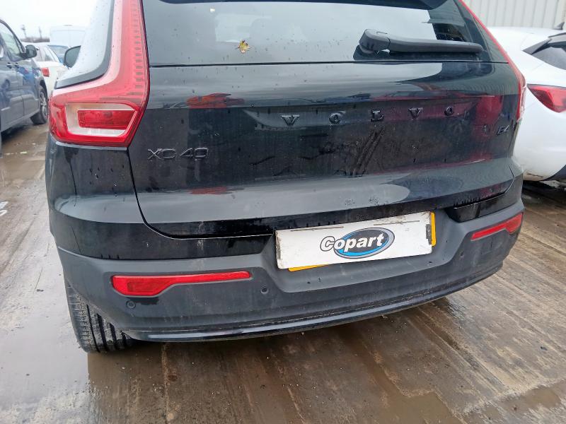 2025 VOLVO XC40 2.0 B4P PLUS BLACK EDITION 5DR AUTO