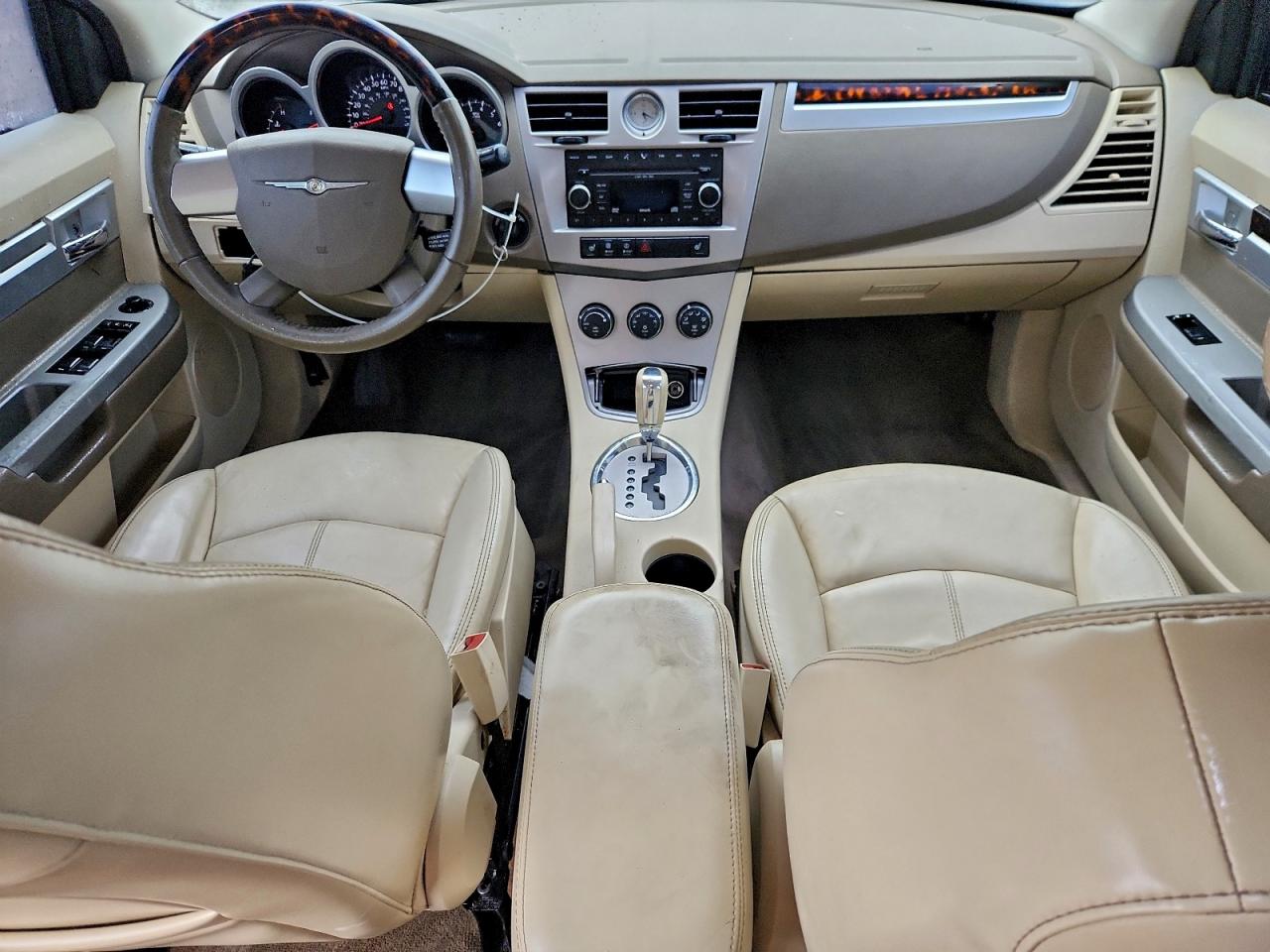 2010 Chrysler Sebring Limited VIN: 1C3CC5FB7AN118744 Lot: 93766935