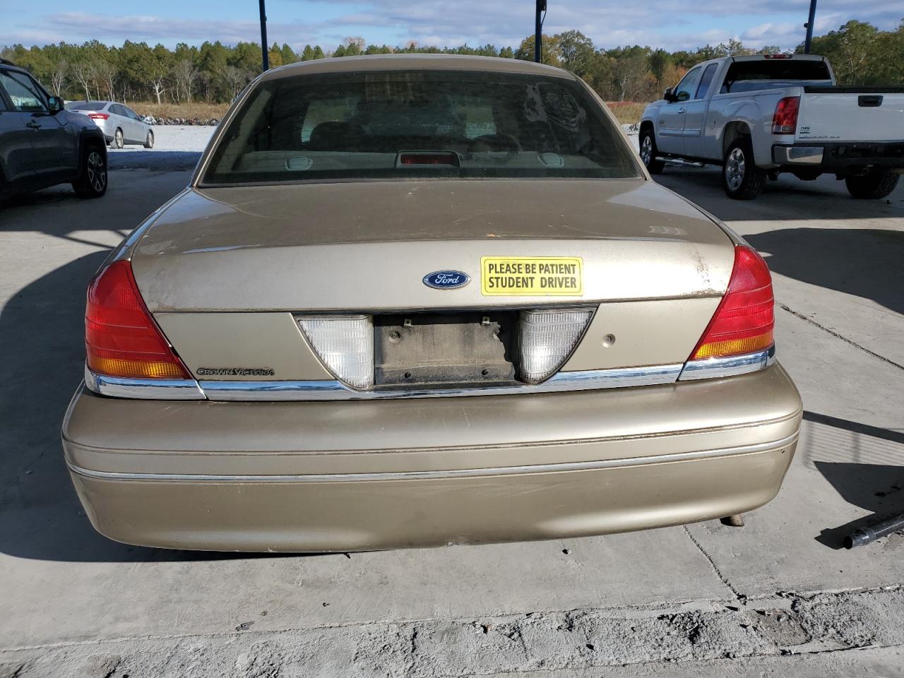 2000 Ford Crown Victoria VIN: 2FAFP73W5YX122340 Lot: 90752945