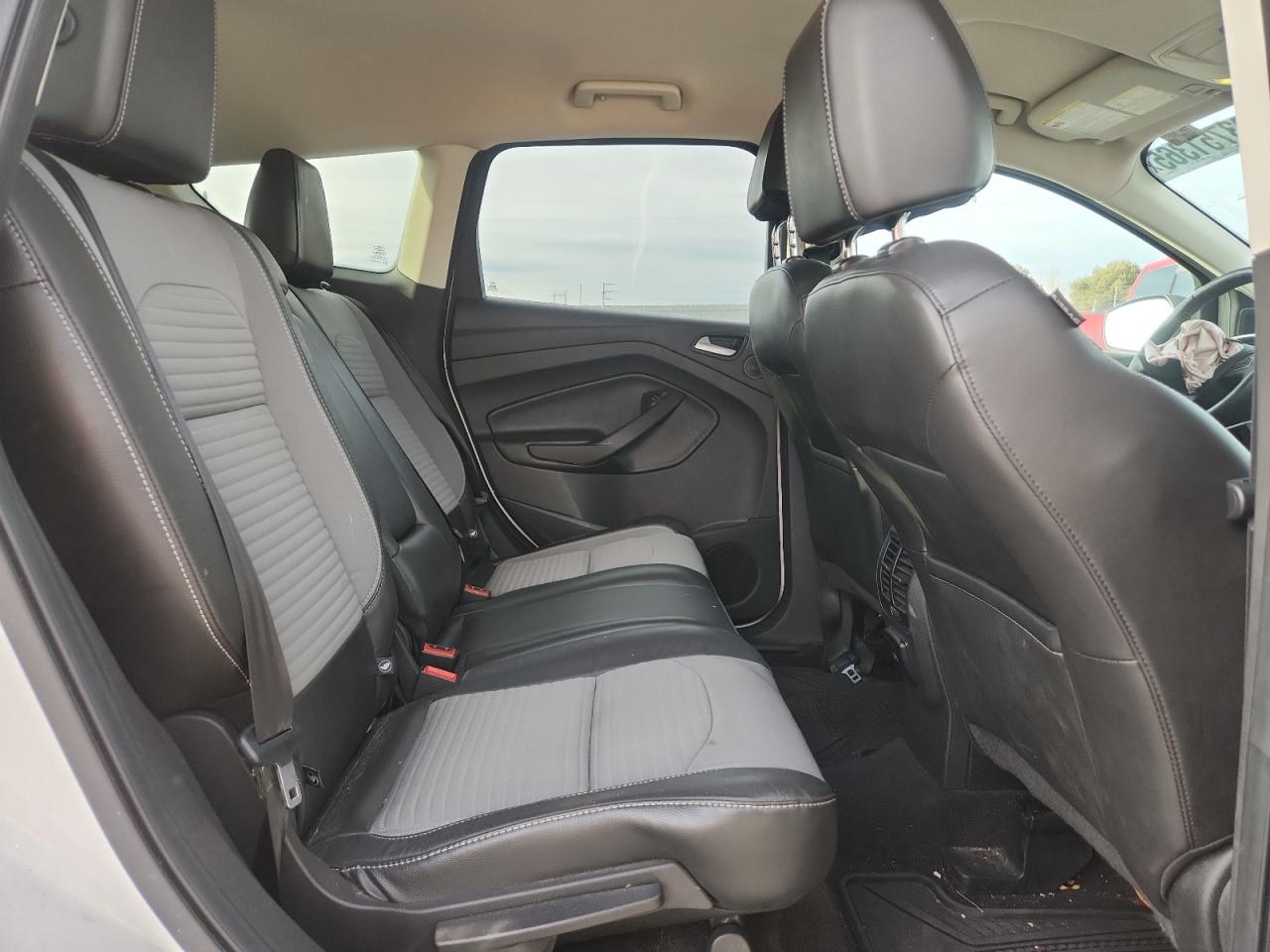 2017 Ford Escape Se VIN: 1FMCU9GD4HUF00614 Lot: 93751365