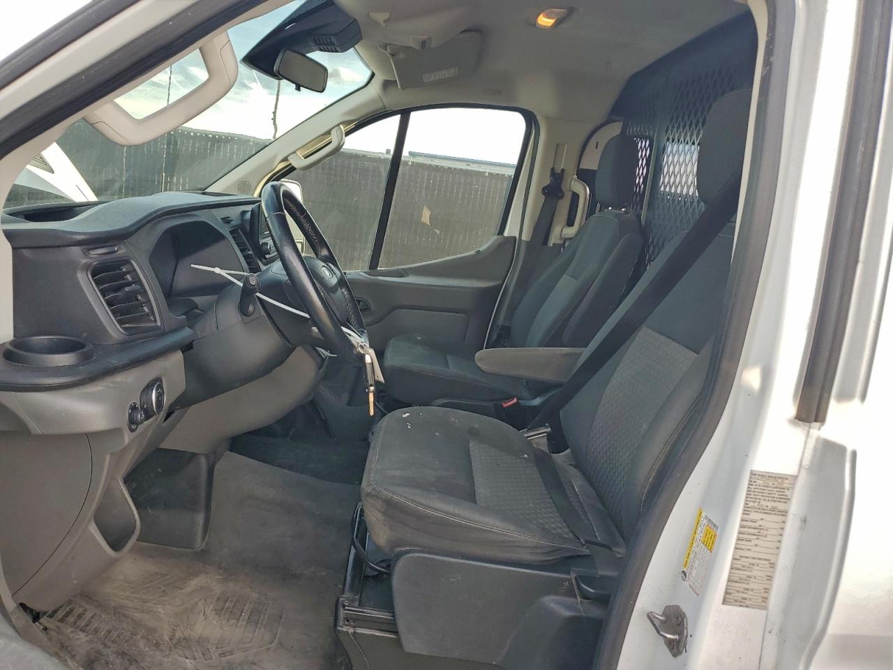 2020 Ford Transit 250 Delivery Van VIN: 1FTBR1Y86LKB13720 Lot: 93948745