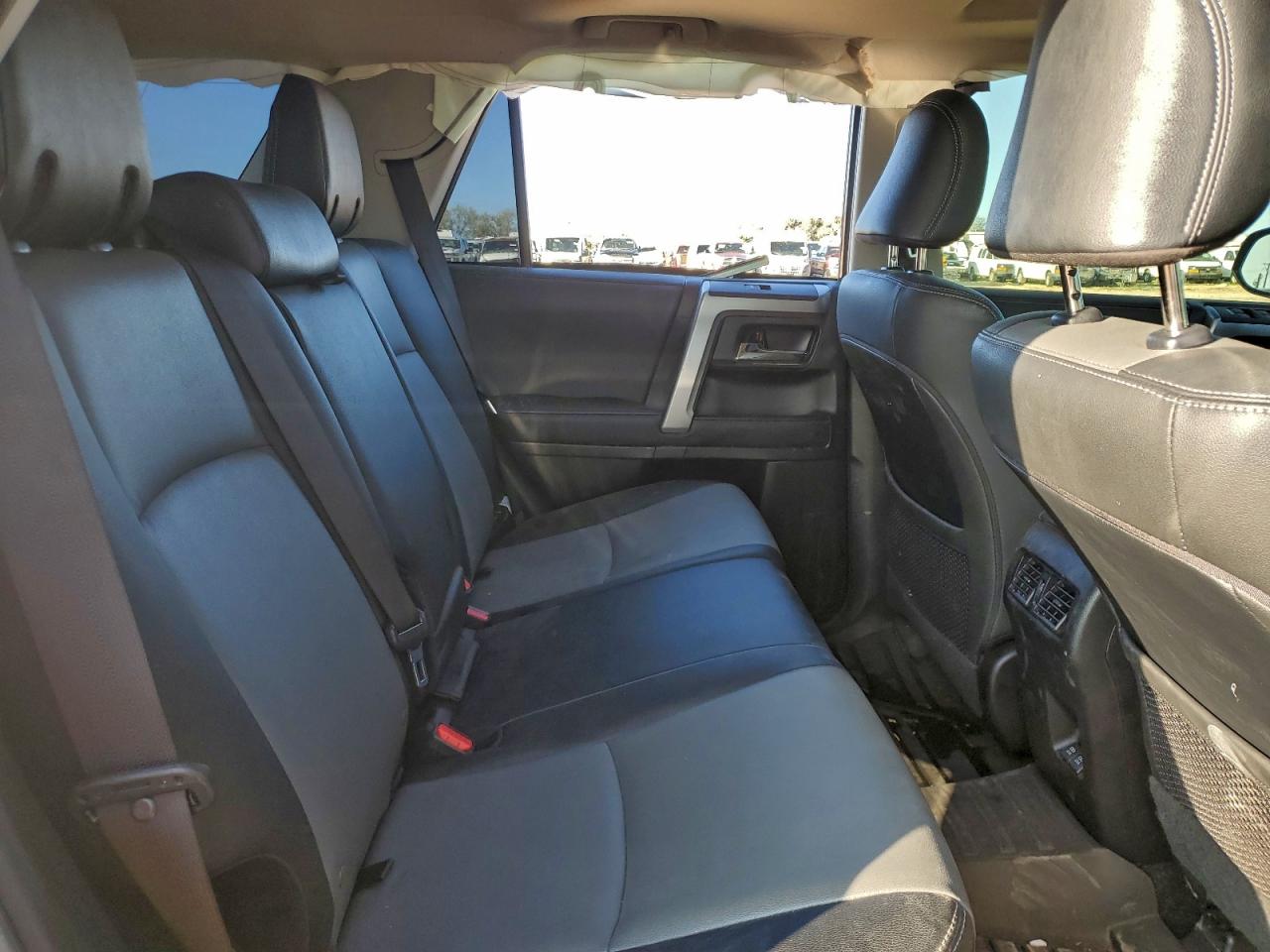 2021 Toyota 4Runner Sr5 VIN: JTEFU5JR3M5244691 Lot: 94251285