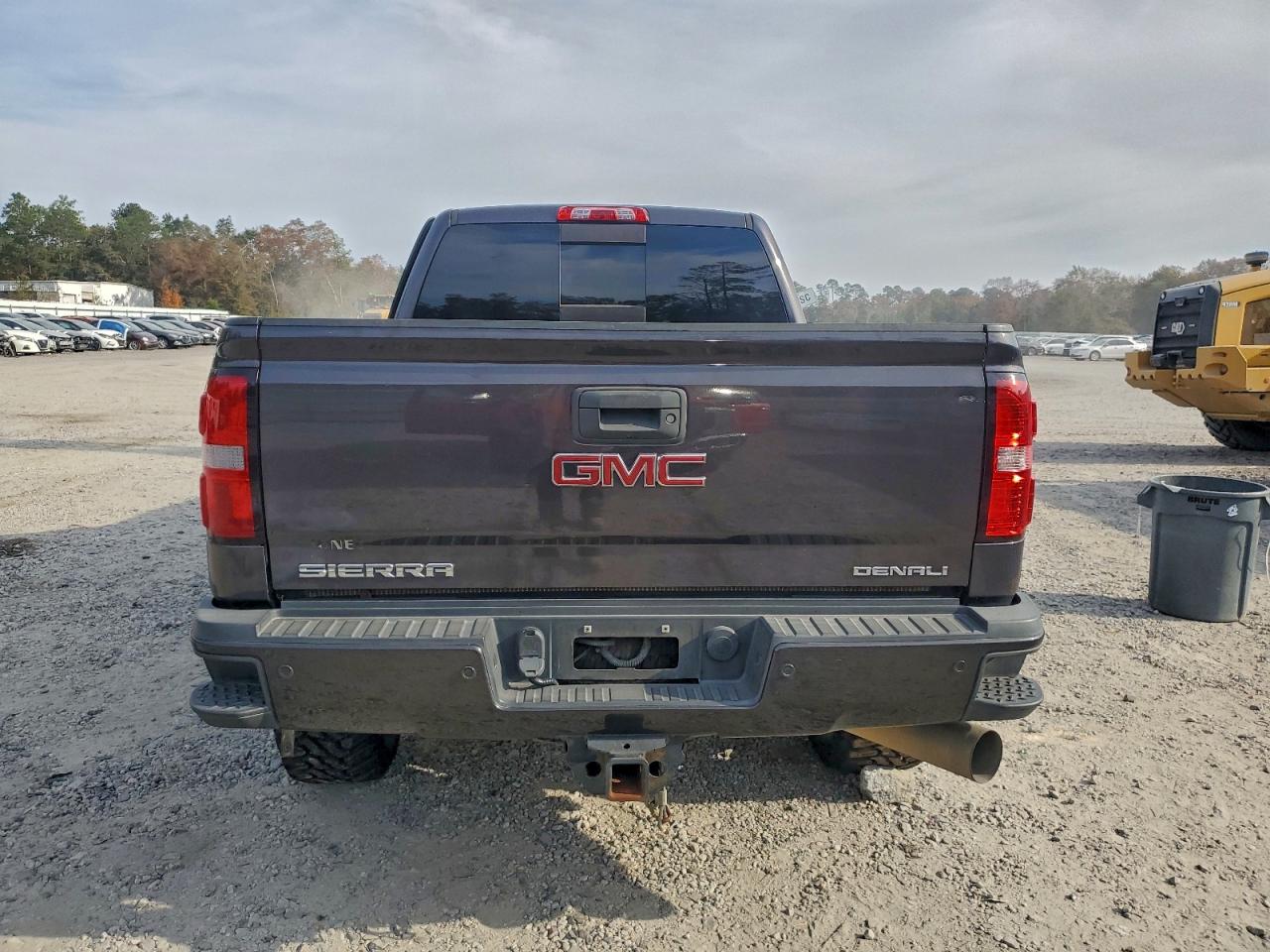 2016 GMC Sierra K2500 Denali VIN: 1GT12UE84GF107869 Lot: 93153275
