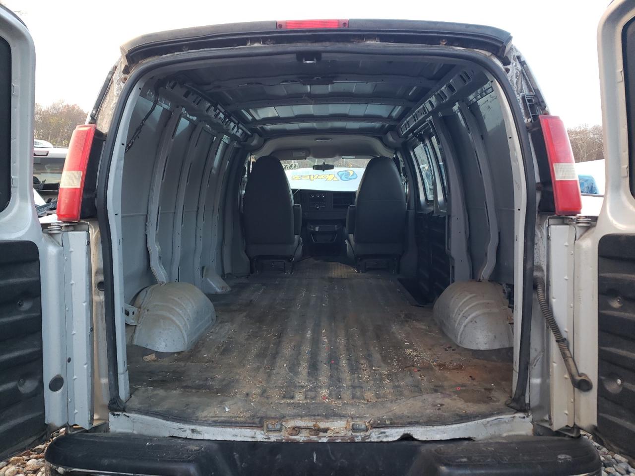 2012 GMC Savana Delivery Van VIN: 1GTS8AF4XC1151590 Lot: 90976635