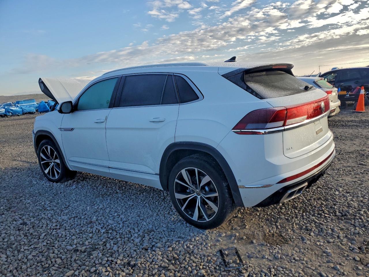 2025 Volkswagen Atlas Cross Sport Sel Premium R-Line VIN: 1V2FE2CA4SC228269 Lot: 94147285