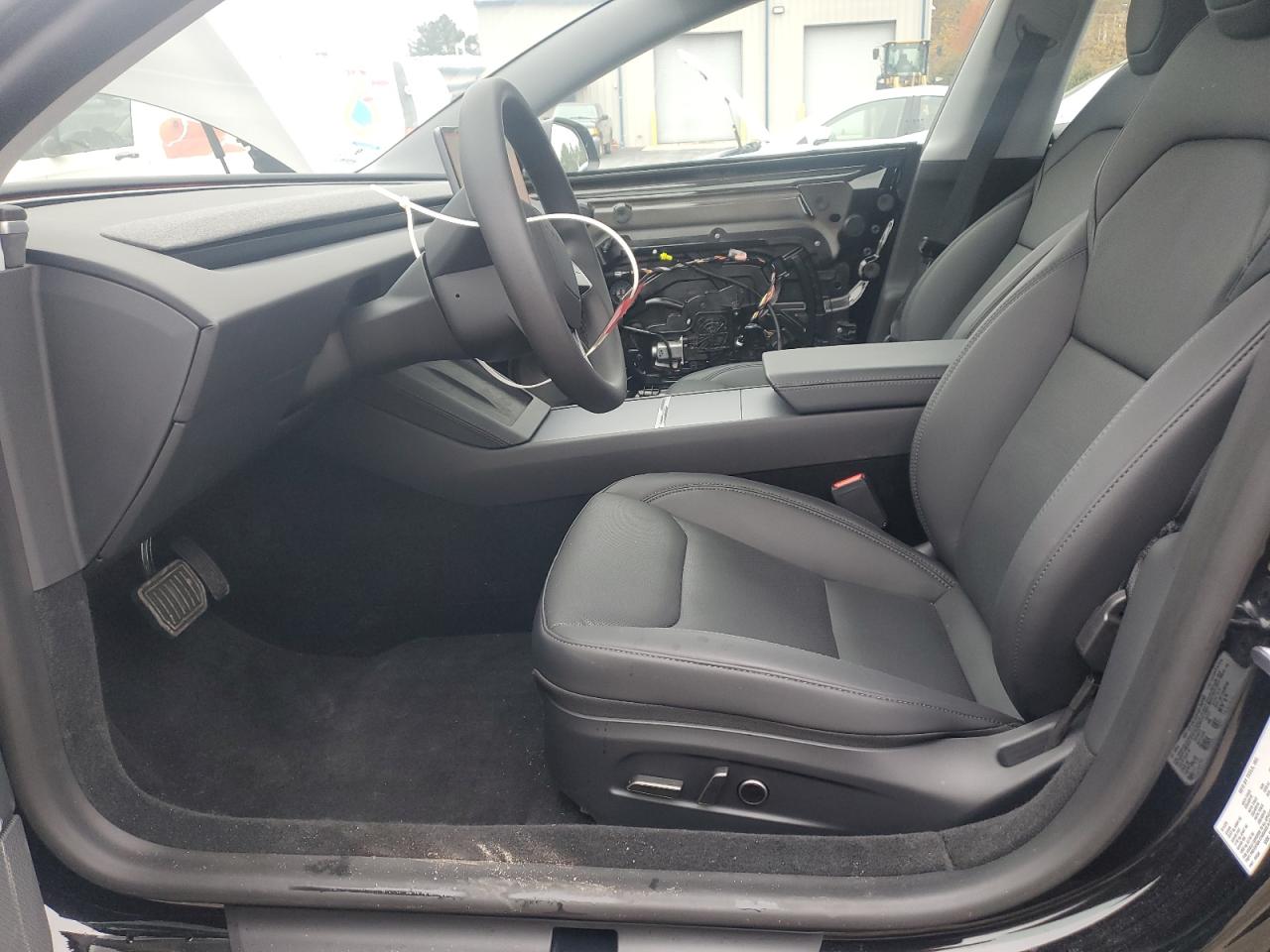 2025 Tesla Model 3 VIN: 5YJ3E1EB4SF943348 Lot: 92234655