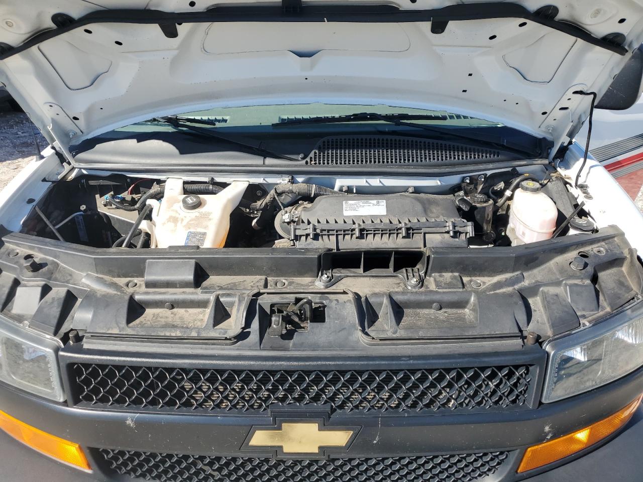 2022 Chevrolet Express 2500 Delivery Van VIN: 1GCWGAFP4N1281916 Lot: 90949035