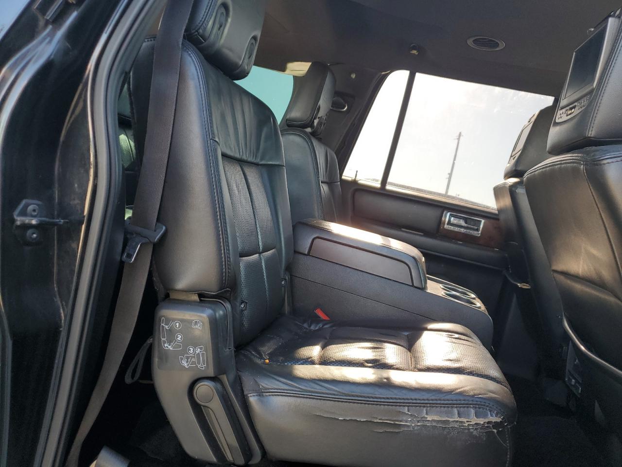 2012 Lincoln Navigator L VIN: 5LMJJ3J52CEL06551 Lot: 92795495