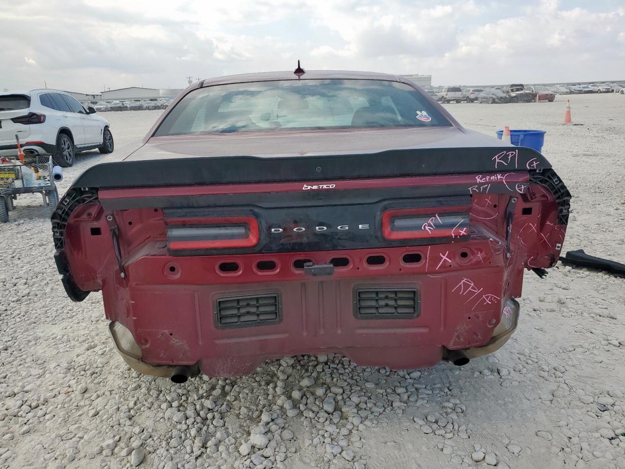 2017 Dodge Challenger Sxt VIN: 2C3CDZAG6HH637889 Lot: 93520025