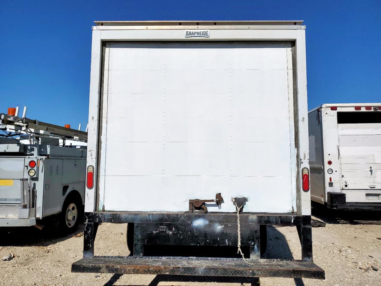 2019 Ram Promaster 3500 Box Truck VIN: 3C7WRVFG5KE547327 Lot: 90936565