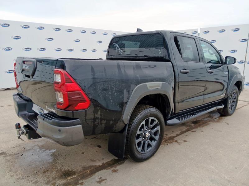 2023 TOYOTA HILUX INVINCIBLE X D/CAB PICK UP 2.8 D-4D AUTO