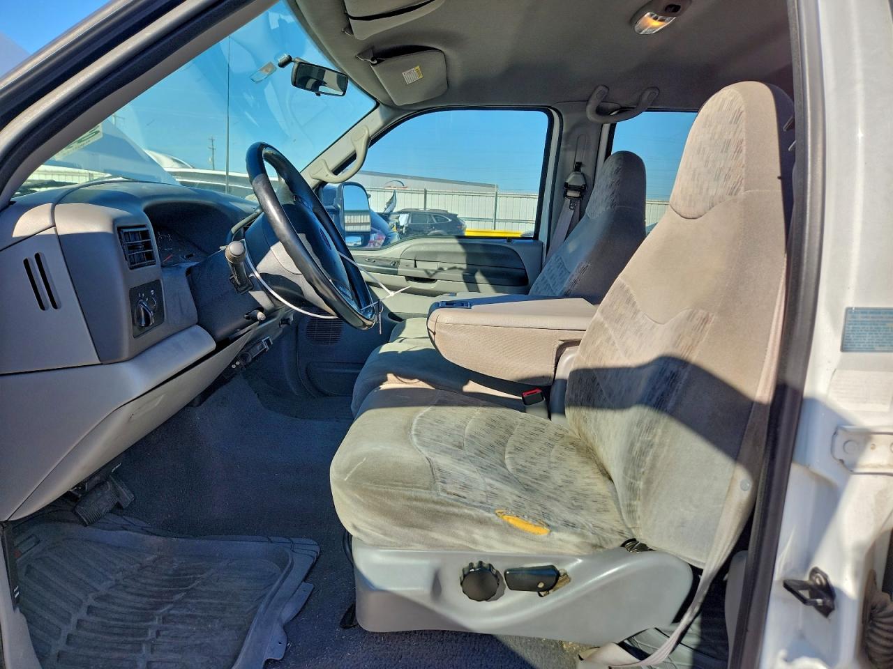 2000 Ford F350 Super Duty VIN: 1FTWW32F7YED12777 Lot: 93919065