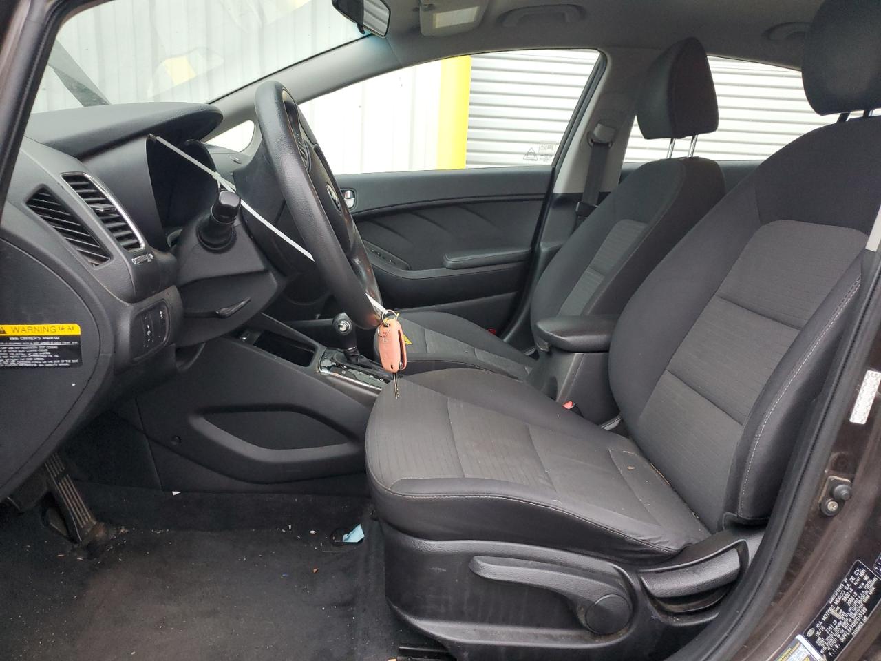 2017 Kia Forte Lx VIN: 3KPFL4A7XHE015189 Lot: 93519015