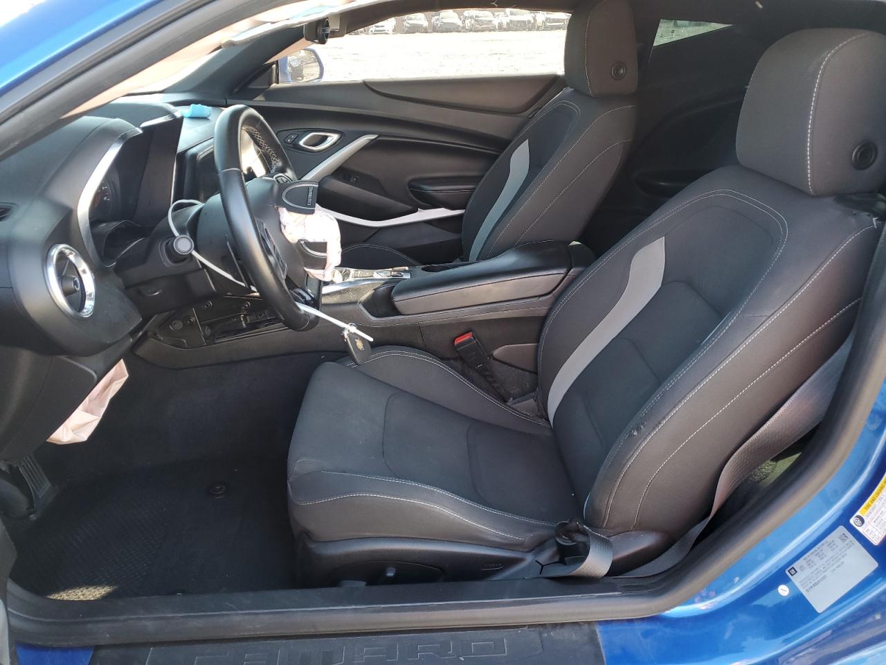 2018 Chevrolet Camaro Lt VIN: 1G1FB1RS0J0123001 Lot: 91143665