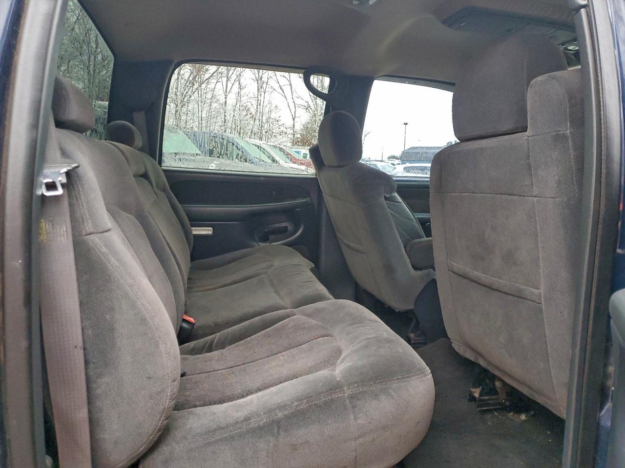 2002 Chevrolet Silverado K2500 Heavy Duty VIN: 1GCHK231X2F221487 Lot: 93695175