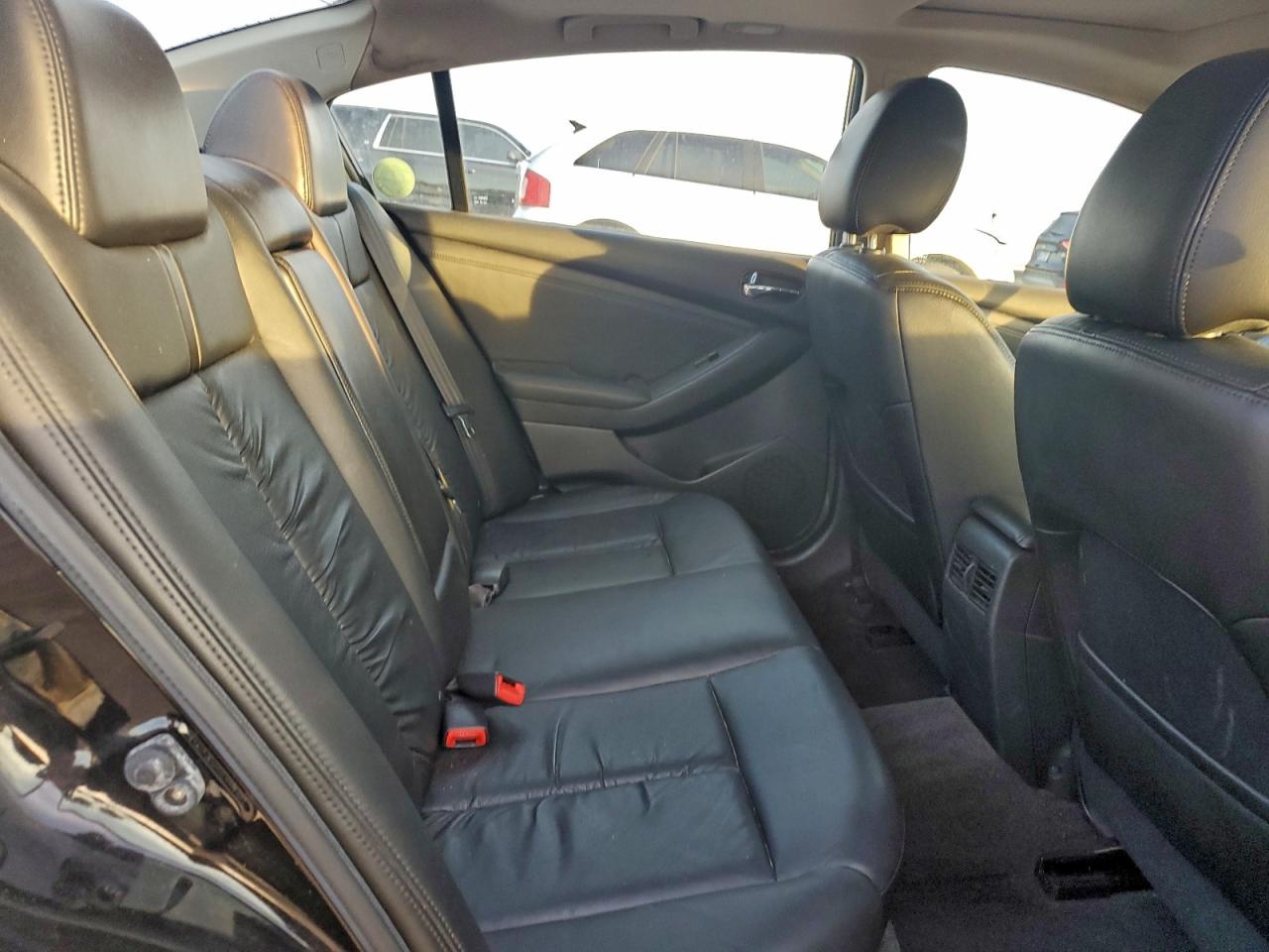 2011 Nissan Altima Base VIN: 1N4AL2AP8BN450056 Lot: 94645405