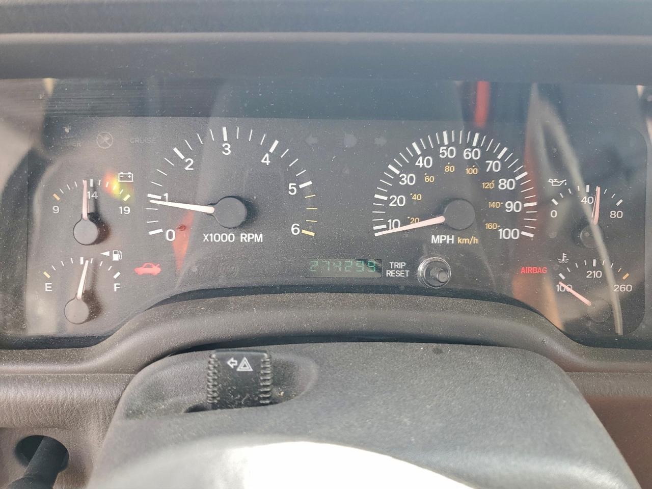 2001 Jeep Cherokee Sport VIN: 1J4FT48SX1L570208 Lot: 94316585