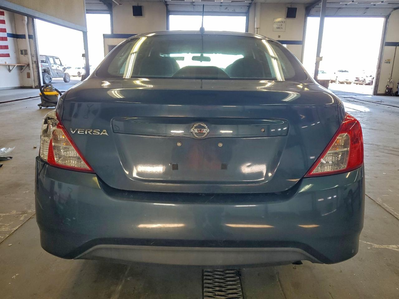 2016 Nissan Versa S VIN: 3N1CN7APXGL841696 Lot: 93337365