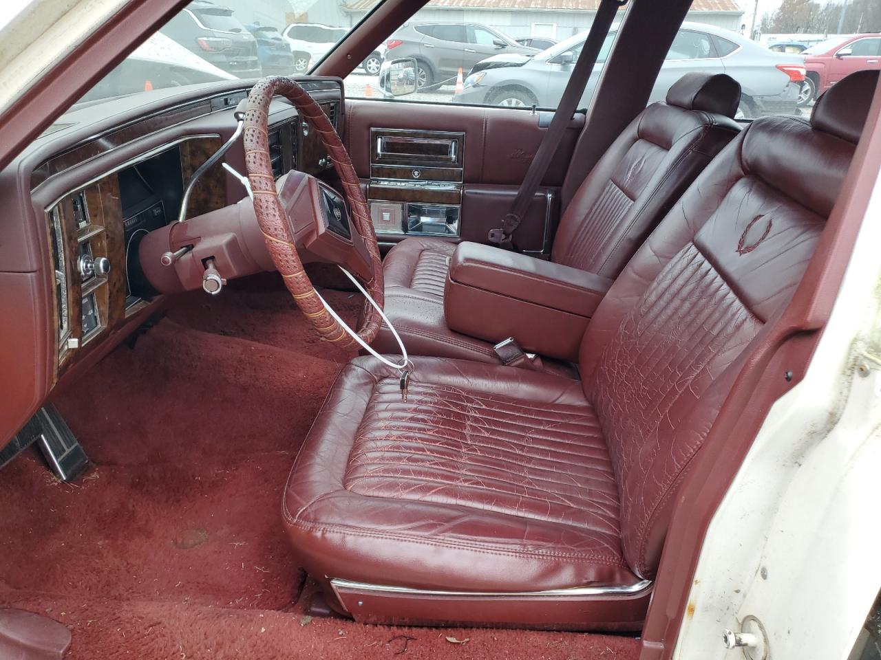 1990 Cadillac Brougham VIN: 1G6DW54Y3LR703463 Lot: 94060555