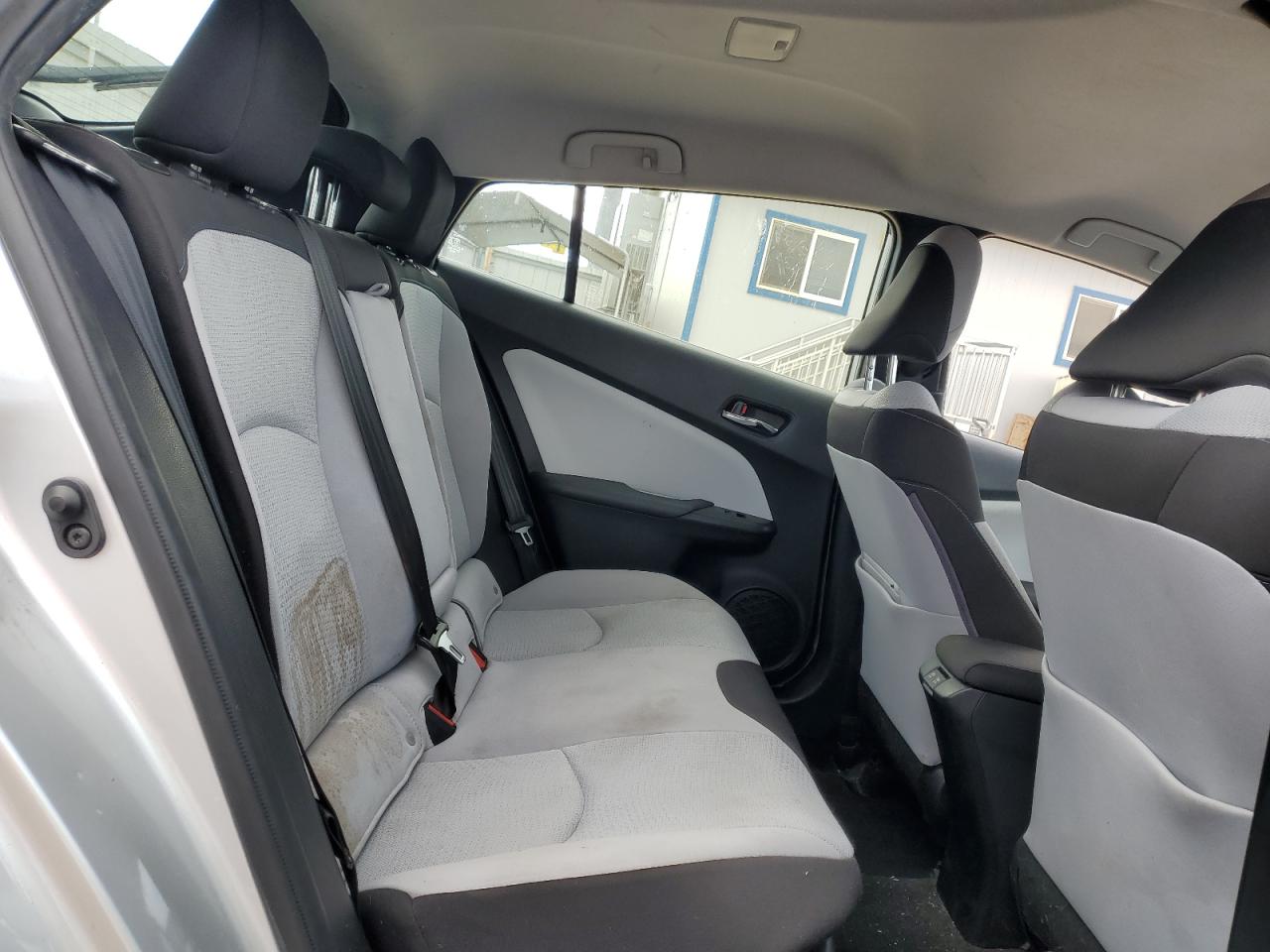 2020 Toyota Prius L VIN: JTDKARFU0L3121182 Lot: 93507555