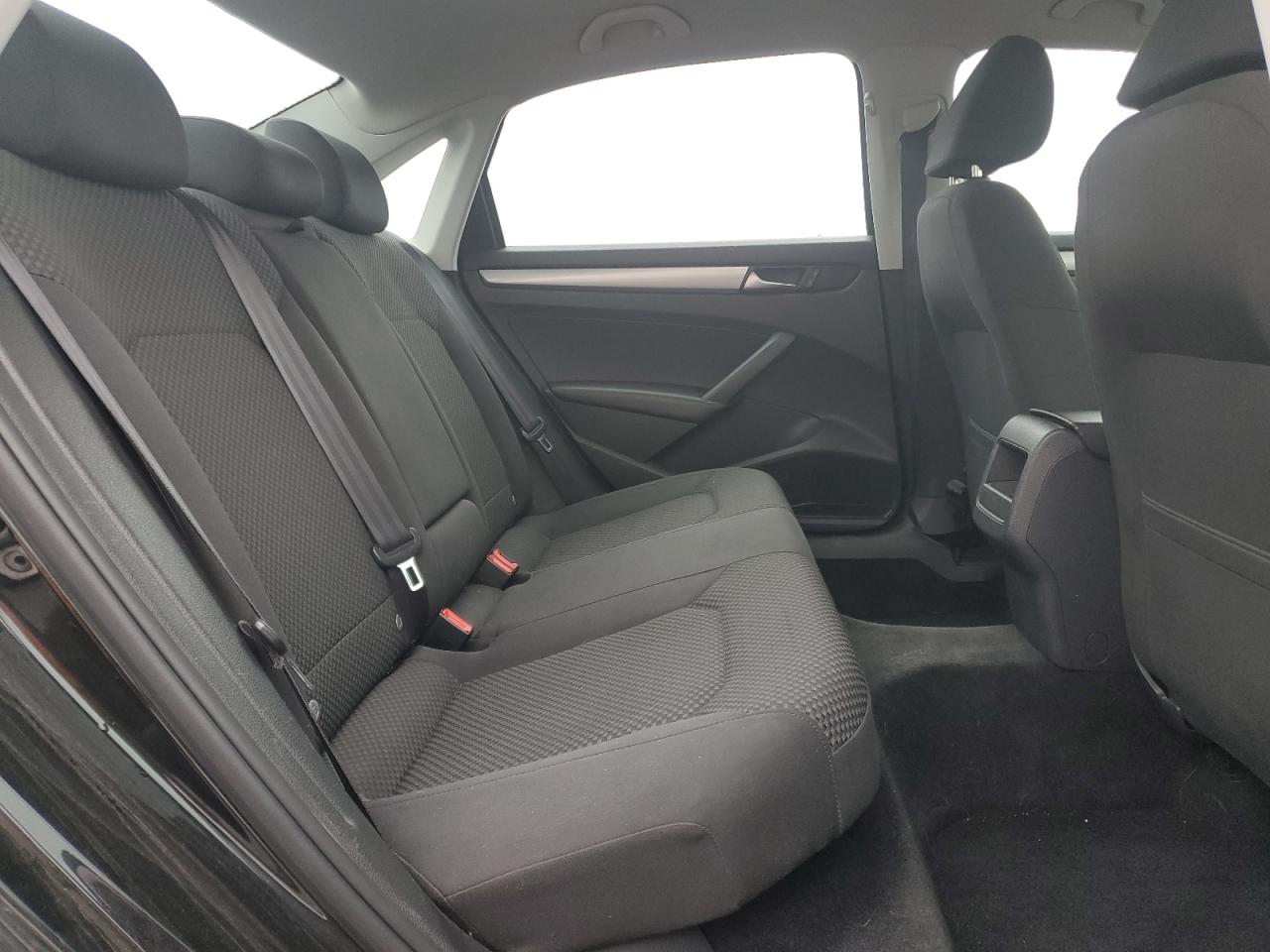 2013 Volkswagen Passat S VIN: 1VWAH7A39DC121139 Lot: 93282645