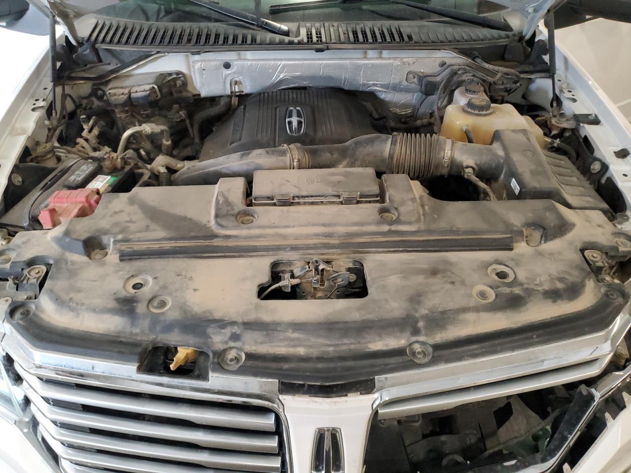 2015 Lincoln Navigator VIN: 5LMJJ2JT4FEJ05358 Lot: 92637265