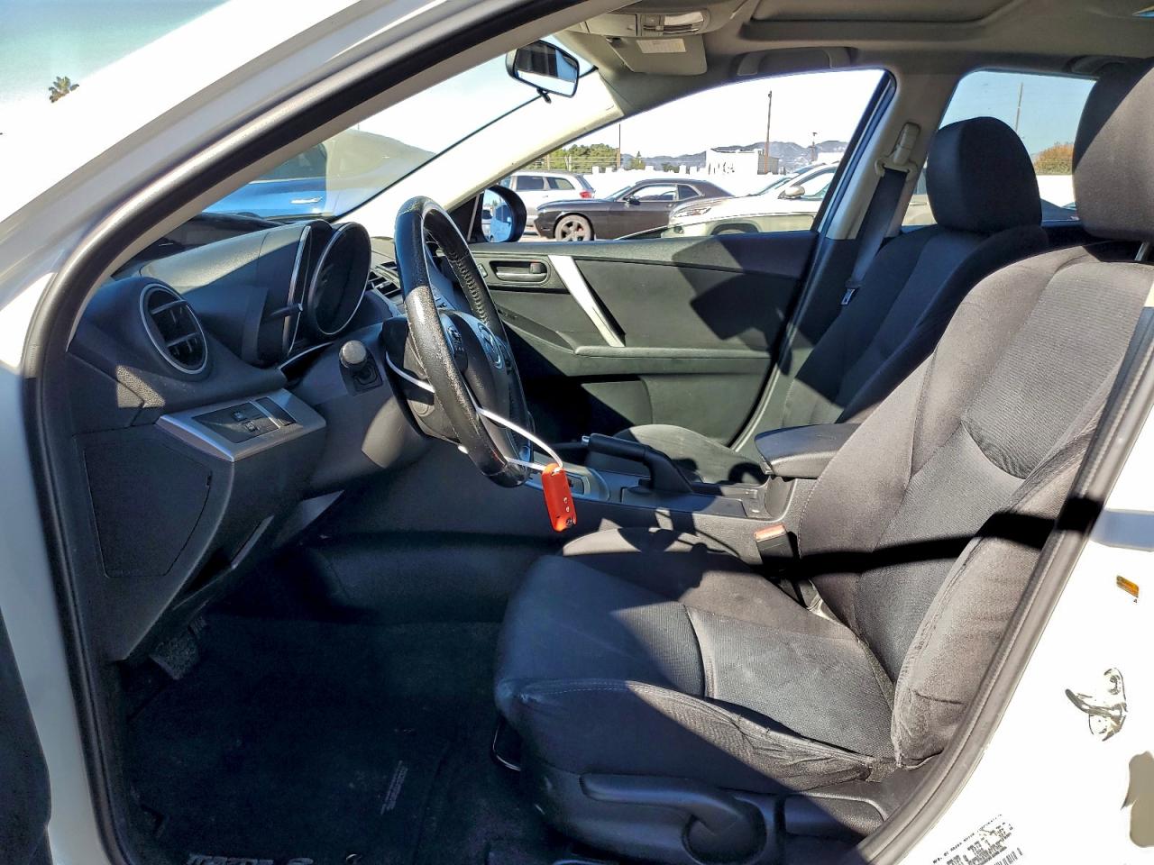 2011 Mazda 3 S VIN: JM1BL1K65B1494053 Lot: 94730125