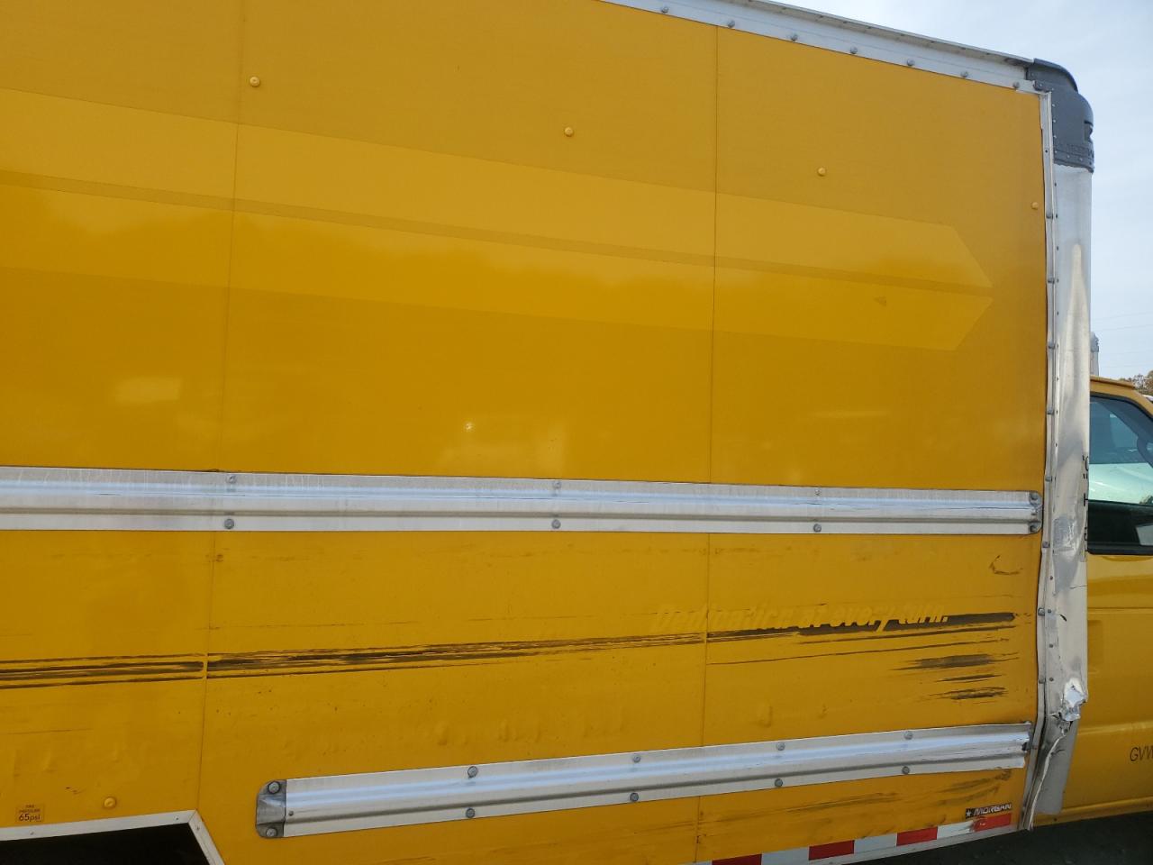 2023 Ford Econoline - Box Truck VIN: 1FDWE3FN2PDD17826 Lot: 95113325